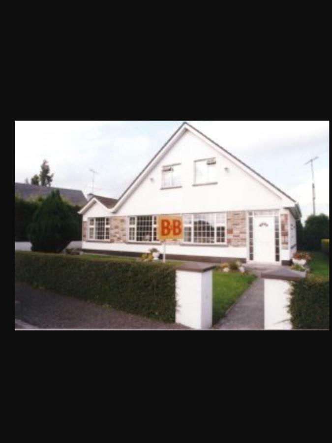 罗斯康芒Riverside House住宿加早餐旅馆 外观 照片